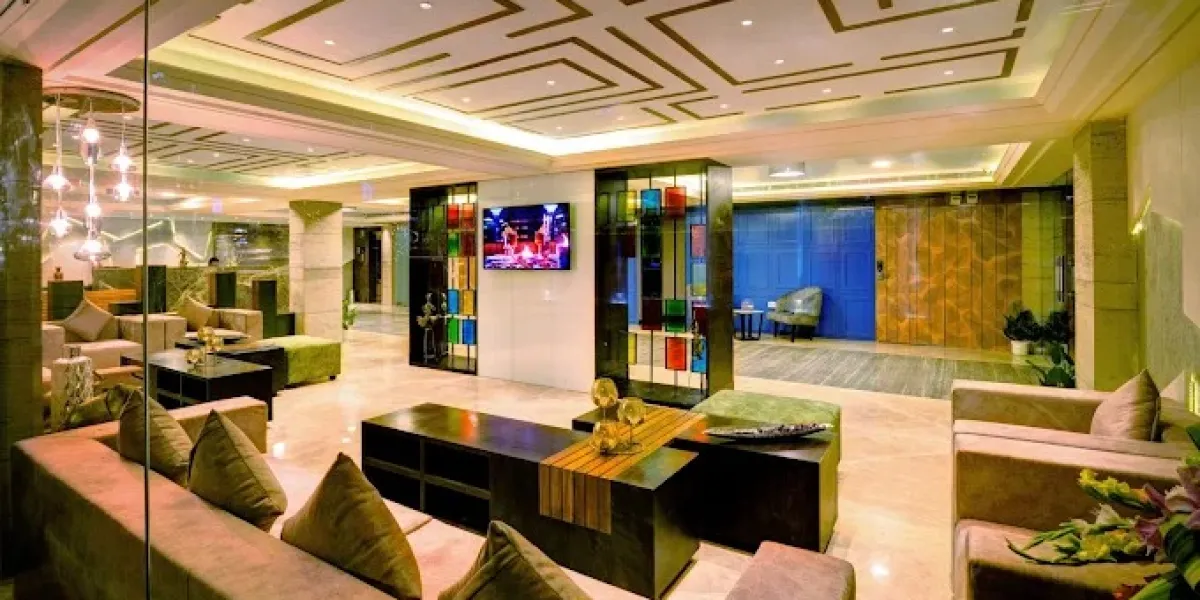 Udaan Clover Hotel & Banquet